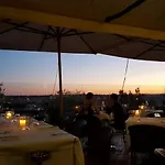 Amazing Panoramic Artist's Loft Spanish Steps 아파트