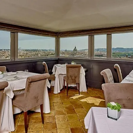 Amazing Panoramic Artist's Loft Spanish Steps 아파트 로마