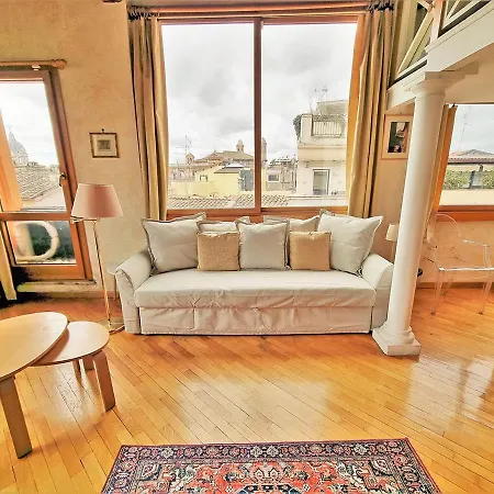 Amazing Panoramic Artist's Loft Spanish Steps Rome