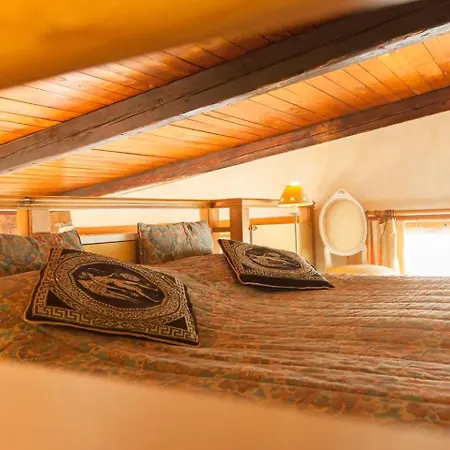 Amazing Panoramic Artist's Loft Spanish Steps Roma