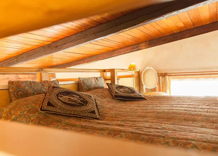 Amazing Panoramic Artist's Loft Spanish Steps Řím