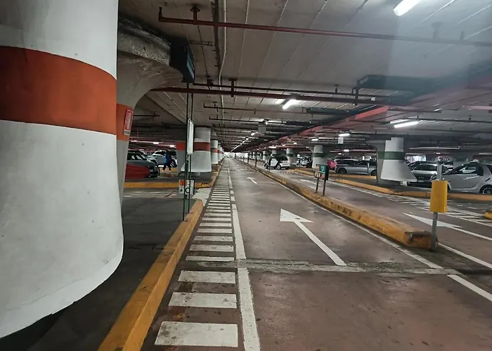 Amazing Panoramic Artist's Loft Spanish Steps * Řím