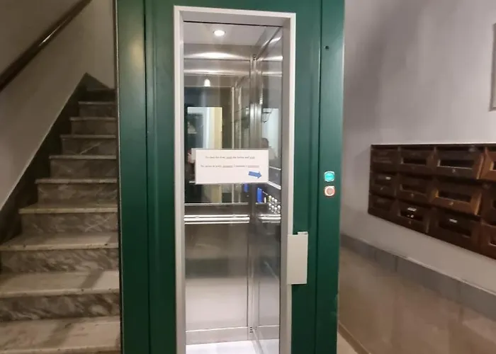 Amazing Panoramic Artist's Loft Spanish Steps Apartmán *