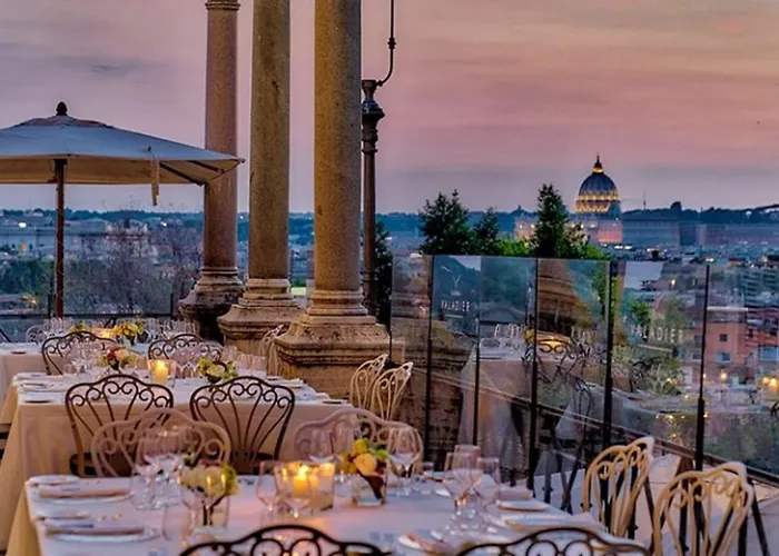 Amazing Panoramic Artist's Loft Spanish Steps *