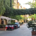 شقة Amazing Panoramic Artist's Loft Spanish Steps